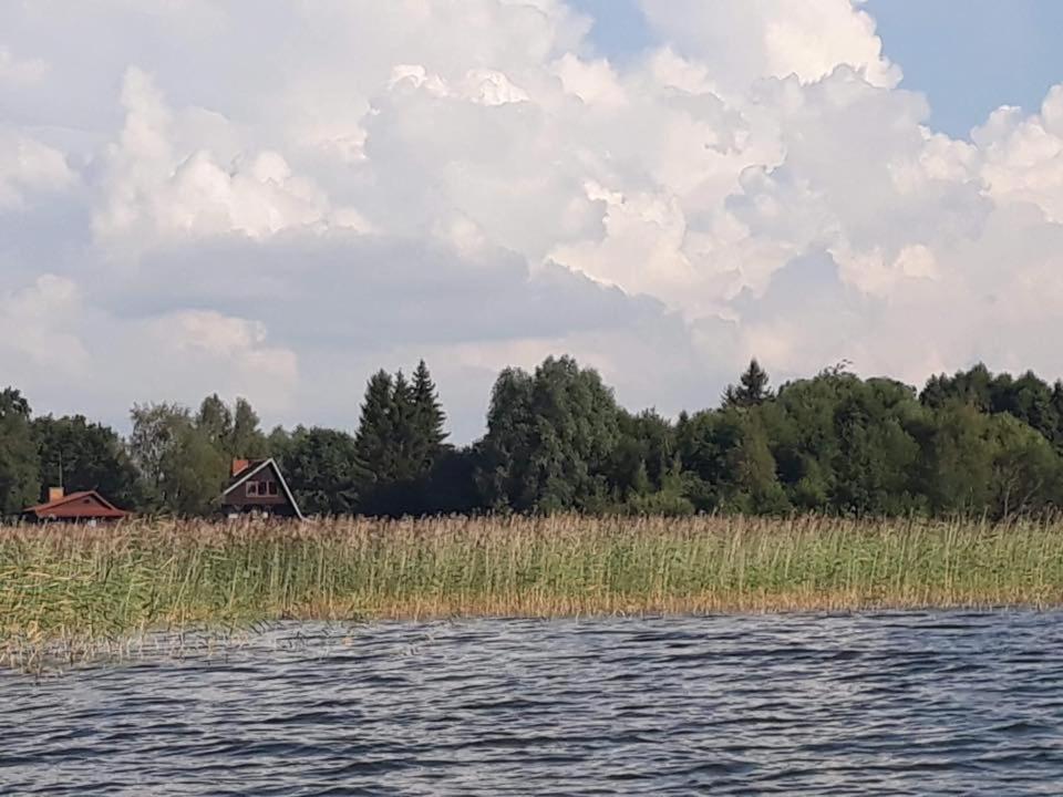 Domek Nad Jeziorem W Karwiku Exterior foto
